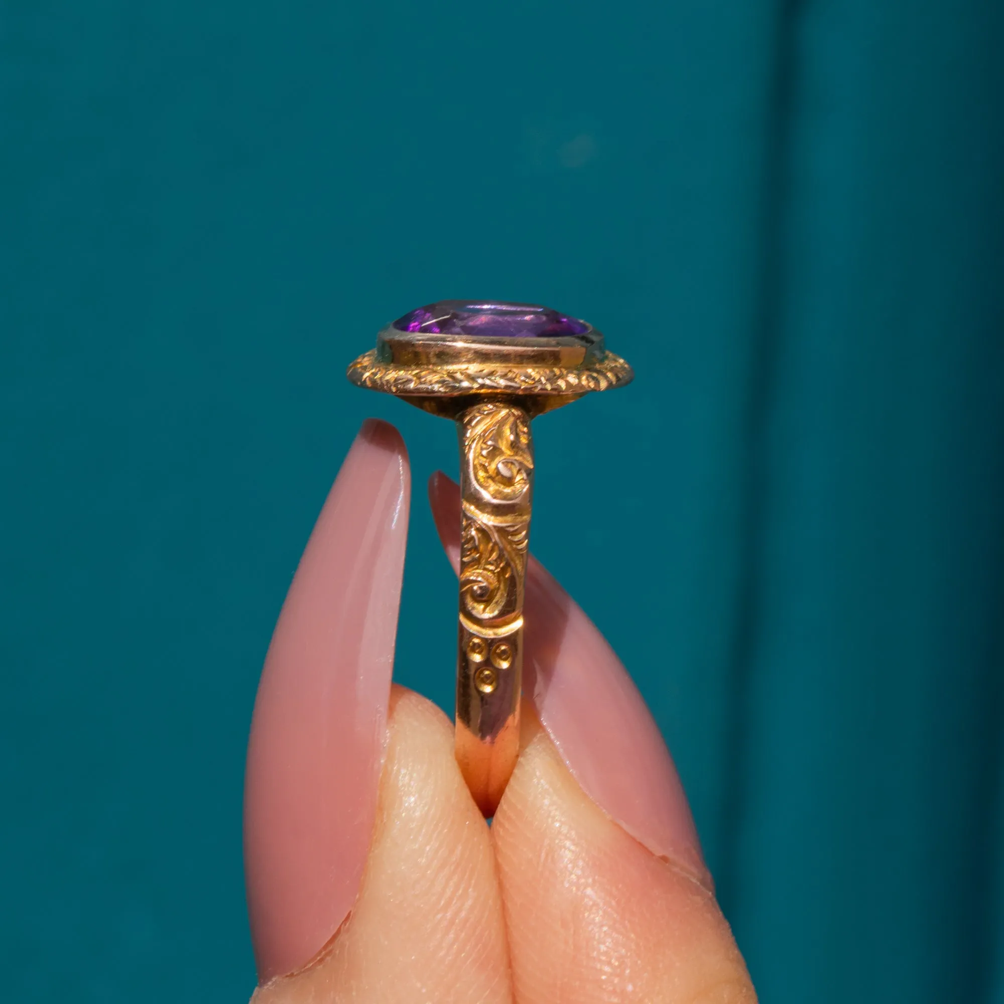 Antique 9ct Gold Chased Amethyst Ring 0.70ct, c.1919