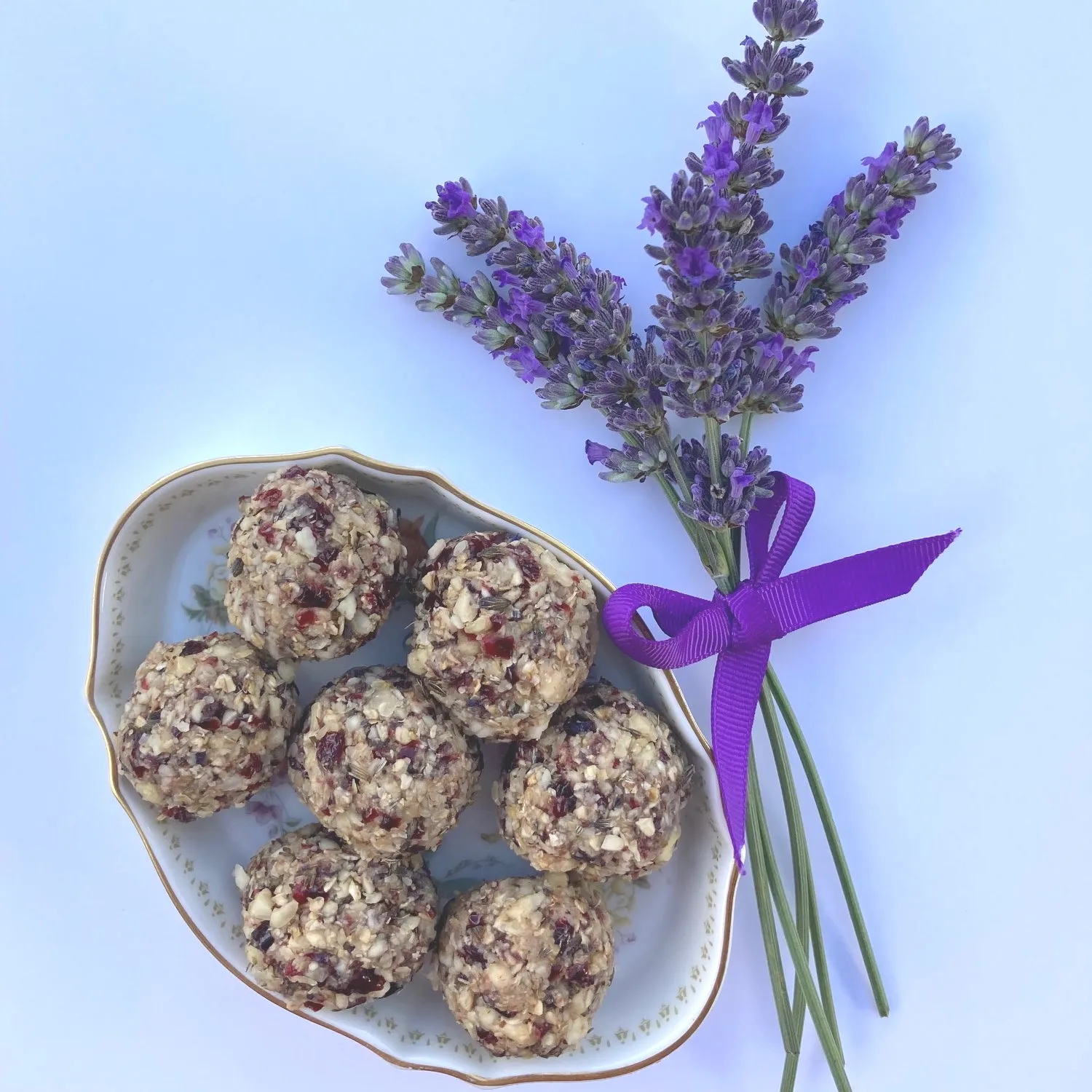No-Cook Energy-Ball Recipe Book